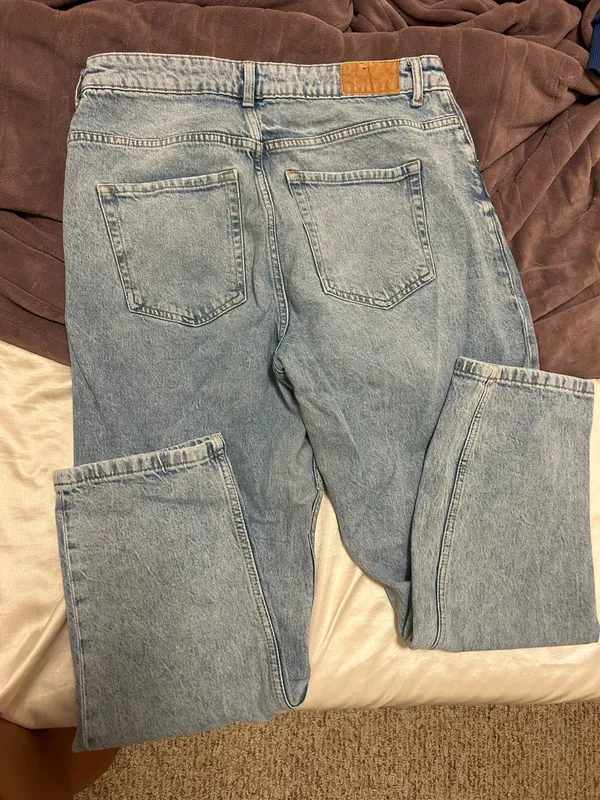 ZARA Mom Jeans - Image 2
