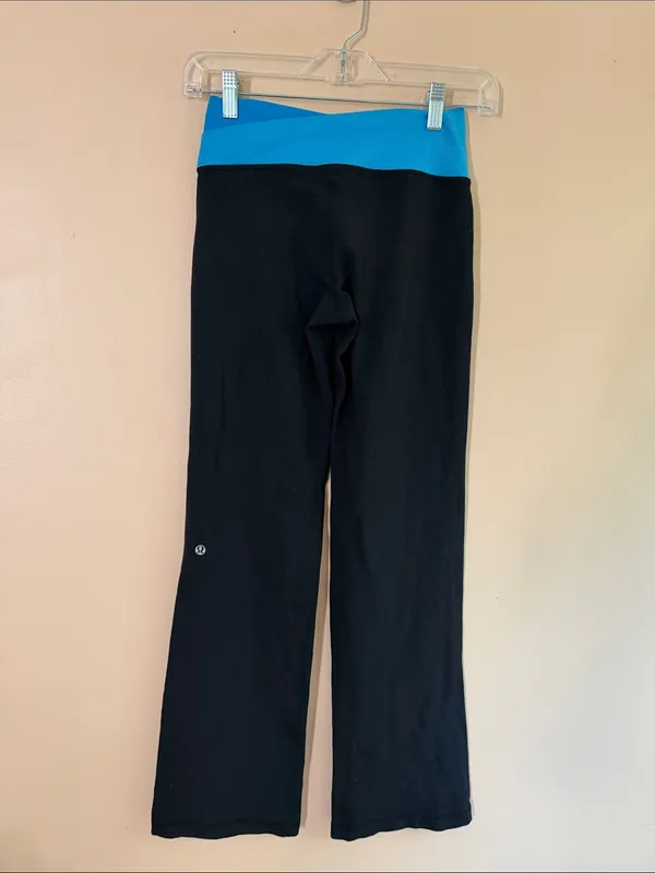 lululemon athletica Black Boot-Cut Yoga Pants with Blue and White Waistband - Image 4