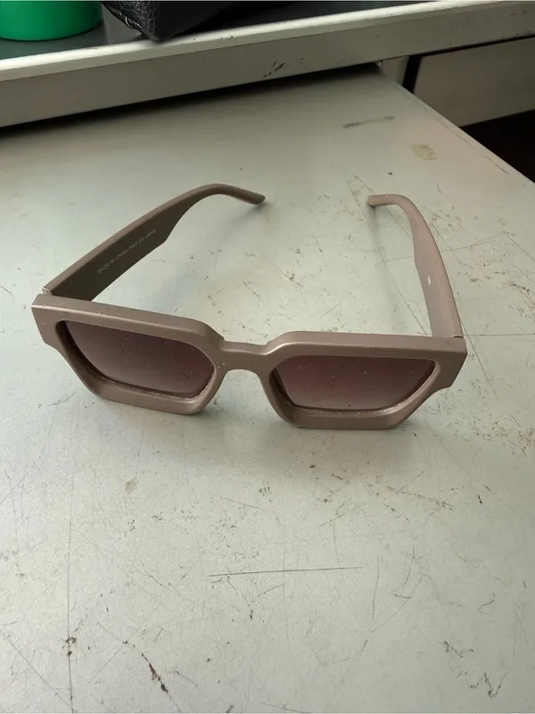 Brown square sunglasses - Image 4