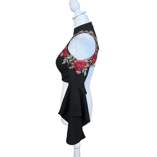 La Femme Black Floral Appliqué Cropped Bell Sleeve Cold Shoulder‎ Top Size 00 - Image 6