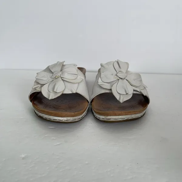 Born Sandals Roca‎ Off White Leather Slide Comfort Slip On Floral Women's 8 Boho - Image 3
