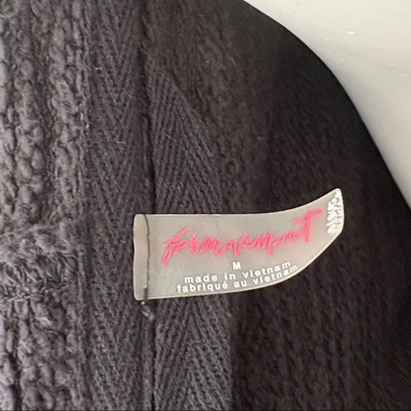 Free People FP Movement Honey Dove Solid Black Pullover Hoody Medium - Image 7