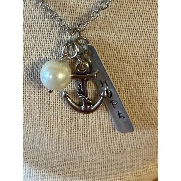 charm necklace anchor pendant, pearl, and a rectangular tag charm hope (7200) - Image 2