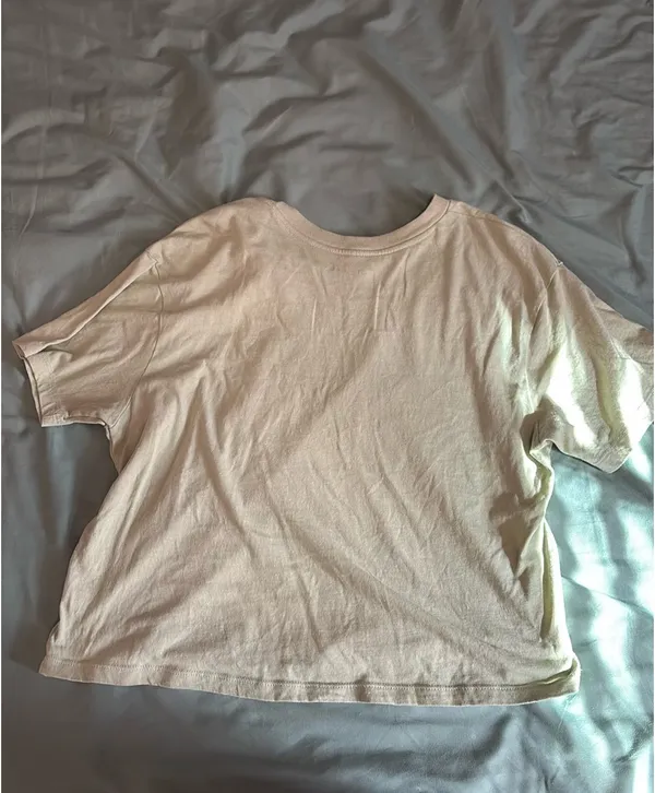 Graphic Tee TJ Maxx Cropped - Image 3