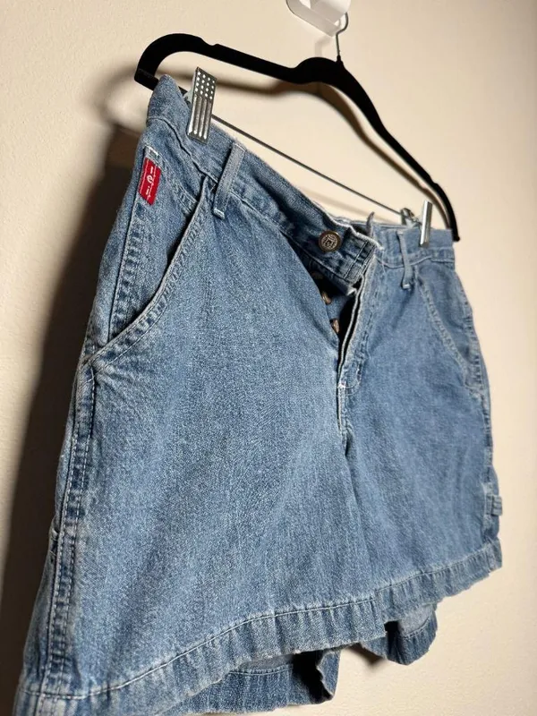 Vintage Y2K L.E.I Carpenter Denim Jean Shorts - Image 2
