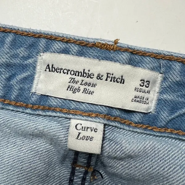 Abercrombie & Fitch Curve Love High Rise Loose Jeans Size 33 Light Wash Straight - Image 3