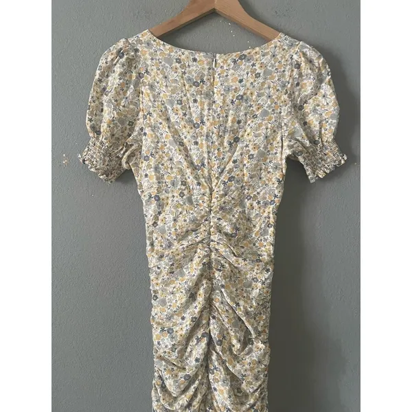 Bardot Cindy Sweetheart Dress in Soft Yellow Floral - Image 8