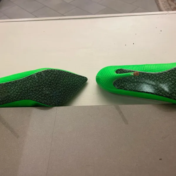 Stilettos Elegant Green Stiletto Heels 10 M Like NEW - Image 5