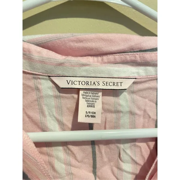 victoria’s secret pajama top - Image 3