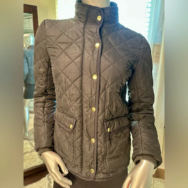 J.Crew Black Quilted Field Puffer Jacket with Gold Hardware Small - Image 2