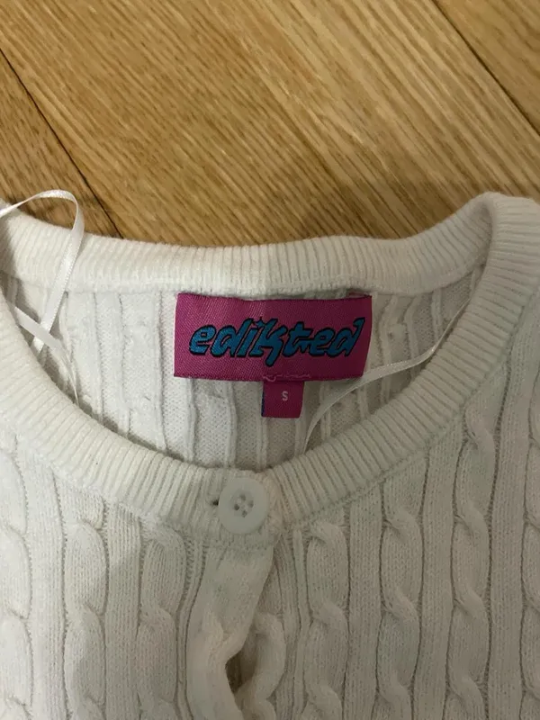 Edikted White Cable-Knit Cardigan with Pink Label - Image 4