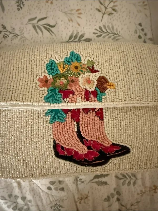 Viral Fall Cream BeadedBag with Floral Cowgirl Boots - Image 2