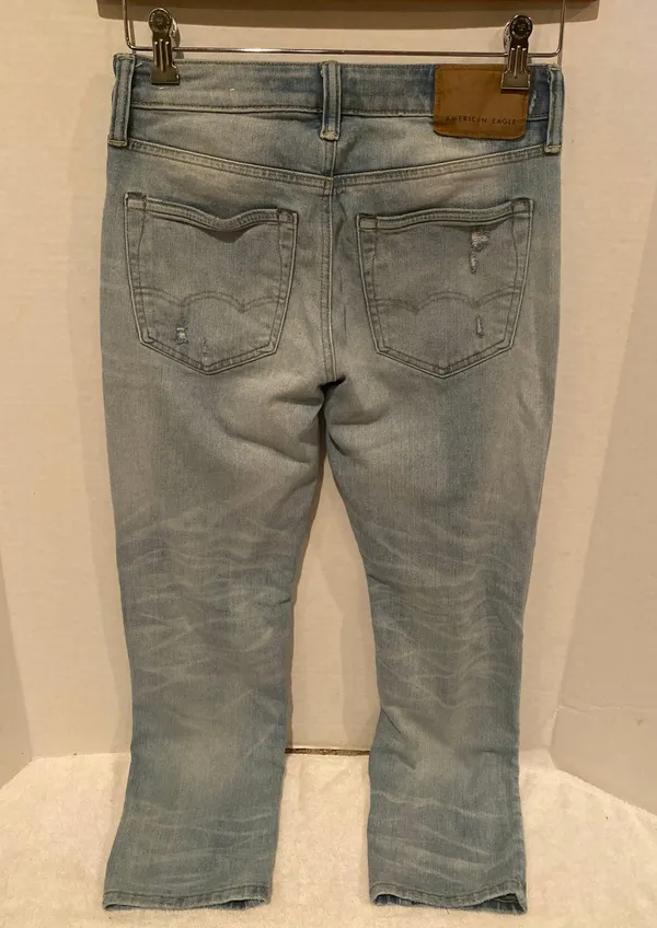 American Eagle Mom Jeans  - Image 2