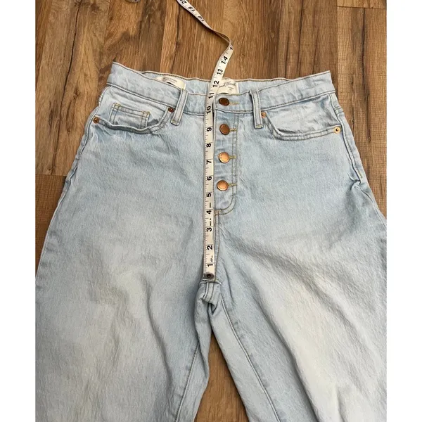 Women's‎ High-Rise Vintage Straight Jeans - Universal Thread™ Siz 6/28R - Image 11
