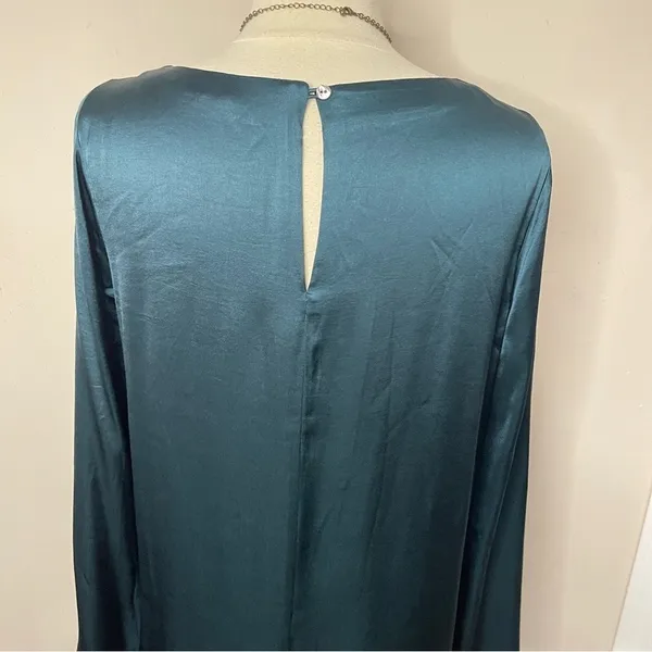 NWOT MADEWELL Long Bell Sleeve Satin Shift Dress in‎ Smoky Spruce, Medium - Image 9