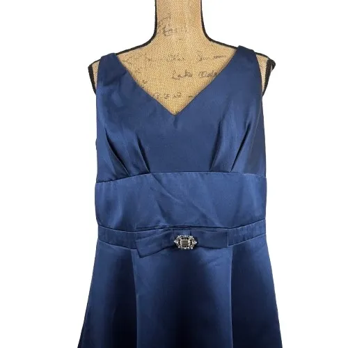 Alfred Angelo 7008 A-Line‎ Dress Bridesmaid Homecoming Navy Blue Satin Size 16 - Image 2