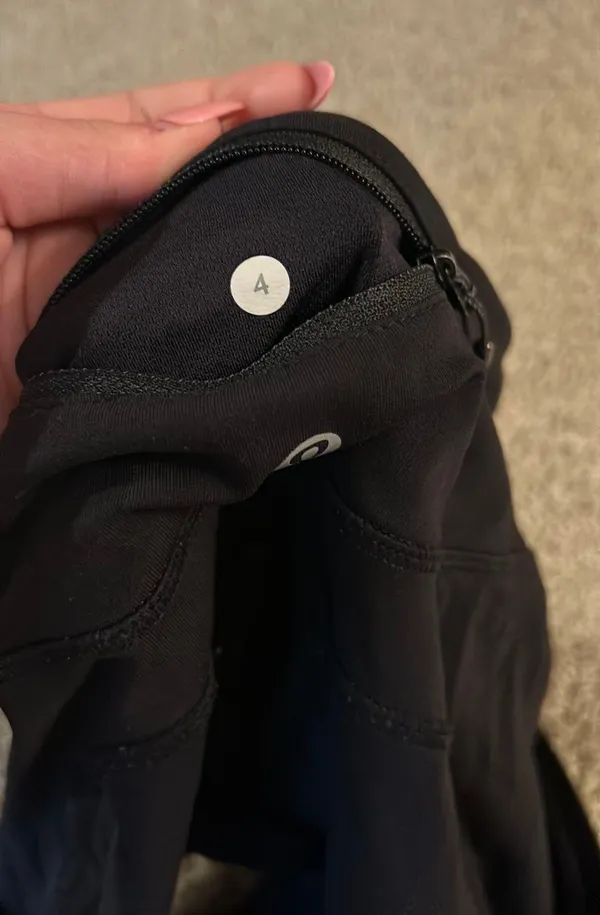 Lululemon leggings - Image 8