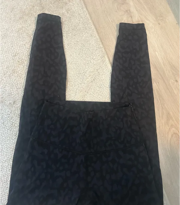 Lululemon Align 28" Leggings - Image 2