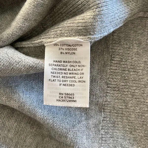 NWT Halogen crew neck‎ sweater. Gray. Size Small - Image 5
