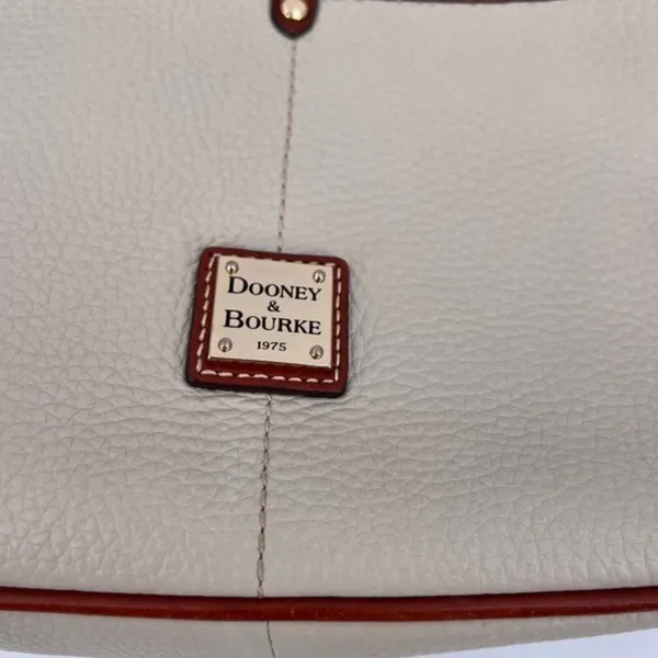 Dooney & Bourke Pebble Grain Leather Shoulder Bag Cream Tan Hobo Purse - Image 4