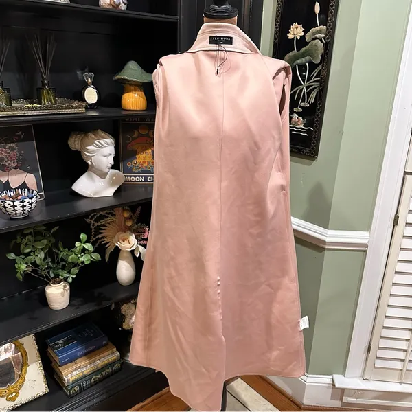 Few Moda New York Light Pink Faux Suede Trench Coat Size Medium - Image 9