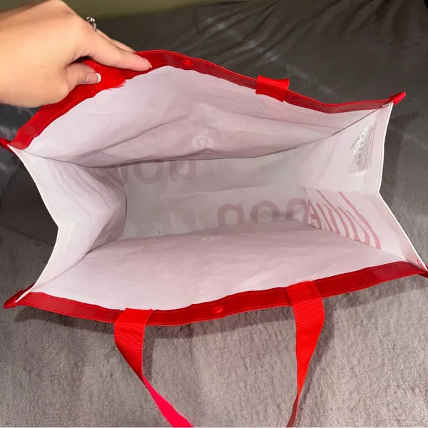 lululemon athletica Red Reusable Tote with Logo Snap - Image 4