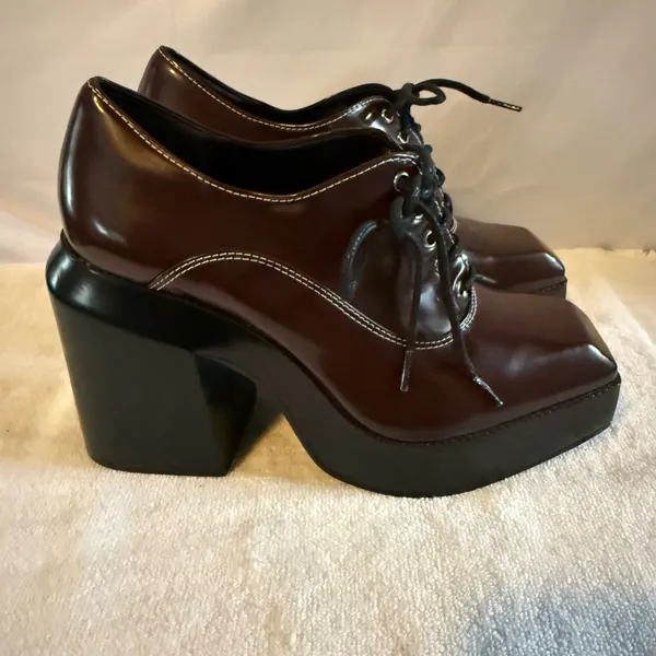 Gianni Bini Heels Platform Pumps Maroon/Burgandy size 10 - Image 4