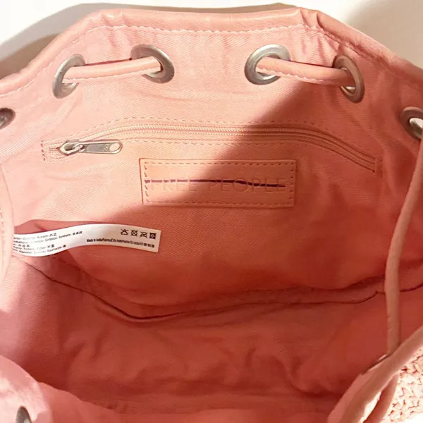 FREE‎ PEOPLE RAFFIA CABANA CROSSBODY VEGAN IN VINTAGE PINK Straw Shoulder Bag - Image 4