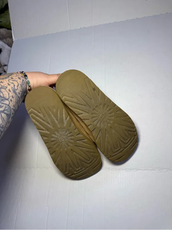 UGG Tasman Slippers Tan - Image 5