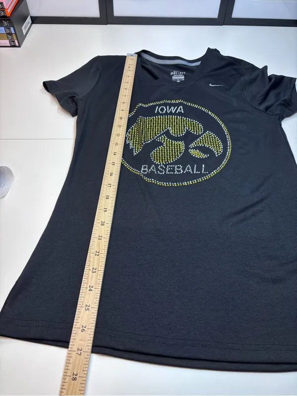 Nike Dri-Fit Women’s Iowa Hawkeyes Baseball Rhinestone Tee Black Sz S NWOT - Image 8
