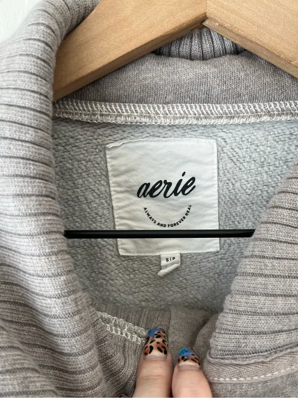 Aerie Best Button Sweatshirt Oversized Pullover Heathered Taupe Size Small - Image 4