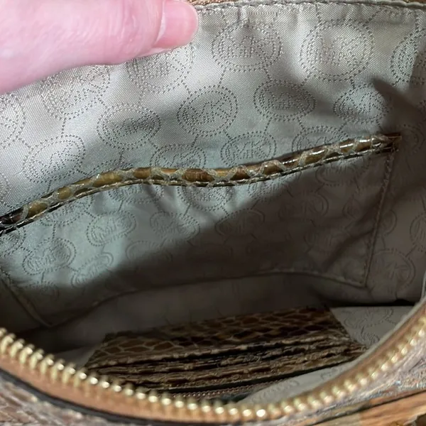 Michael Kors Snakeskin Embossed Leather Crossbody Bag Brown Gold Chain Tassel‎ - Image 8