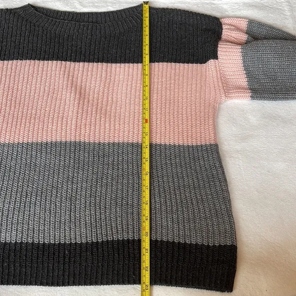Cable & Gauge Colorblock Short Sleeve Sweater size M - Image 6