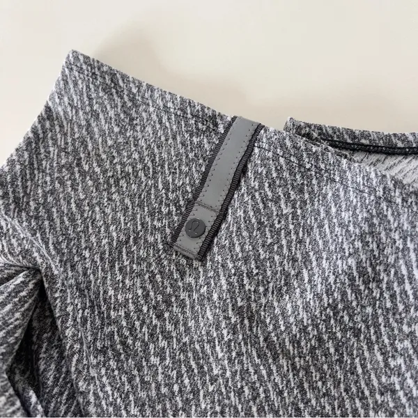 Lululemon Vinyasa Wrap Hazy Heather Heathered White Heathered Grey - Image 4