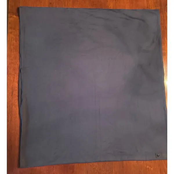 Lululemon women's black stretchy oversized scarf EUC - Image 12