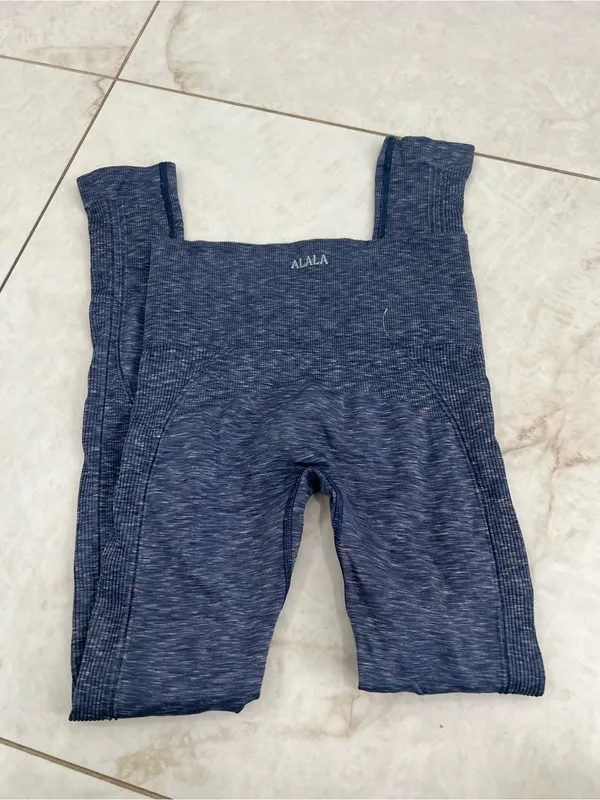 NEW ALALA Blue Ribbed Leggings Size Small - Image 2