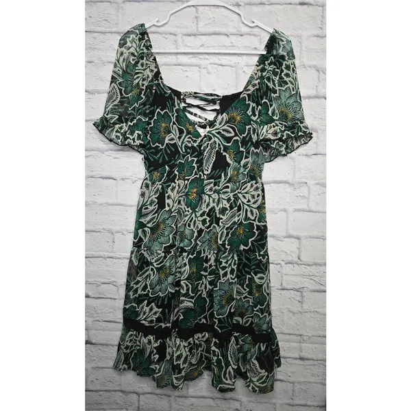 NWT Band Of The Free Maisie floral boho mini dress green medium. - Image 4