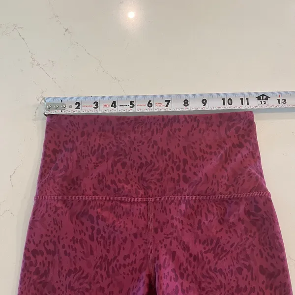 Athleta Elation Printed 7" Shorts Workout‎ Biker Shorts Size XS - Image 7