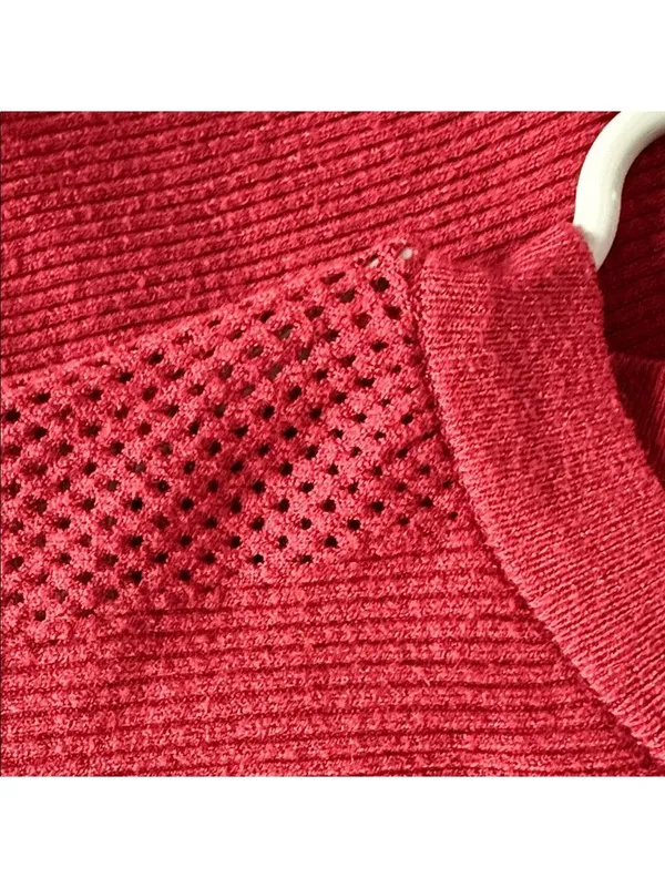 Red Women's Top Elegant Size 2X - Image 4