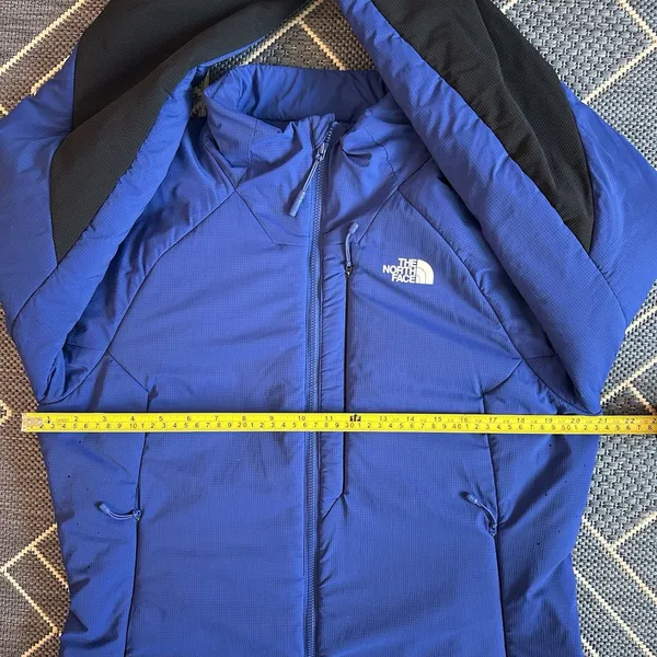 The North Face Ventrix Insulated Jacket Women L Winter Après Ski Cabin Hiking Wa - Image 4