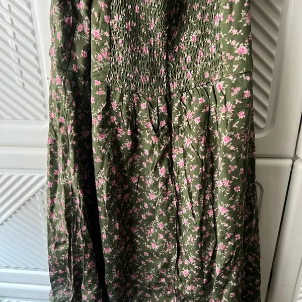 Francesca’s Floral Green Dress - Image 10