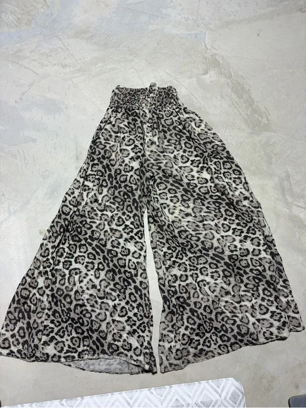 Donna Donna Leopard Print Wide-Leg Pants Italy - Image 7