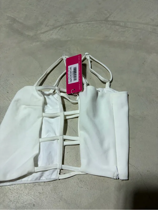 Beginning boutique super lonely White Strappy Crop Top - Image 3