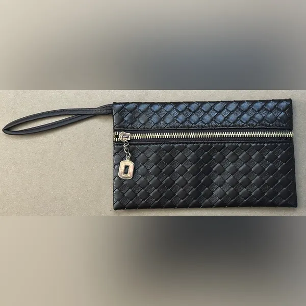 Dark Brown Woven Wristlet Wallet with Gold Zipper Faux Leather Brand New - Image 4