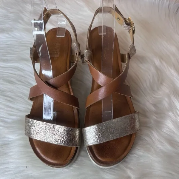 Diba True Metallic & Brown Leather Strappy Sandals Size 9.5 - Image 8