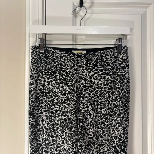 Maeve by Anthropologie Margot Kick Flare Pants Black and White Floral Size Women’s XXS - Image 2