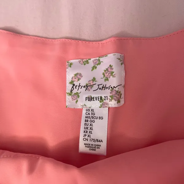 Forever 21 x Betsy Johnson Pink Lace Rosette Skirt - Image 4