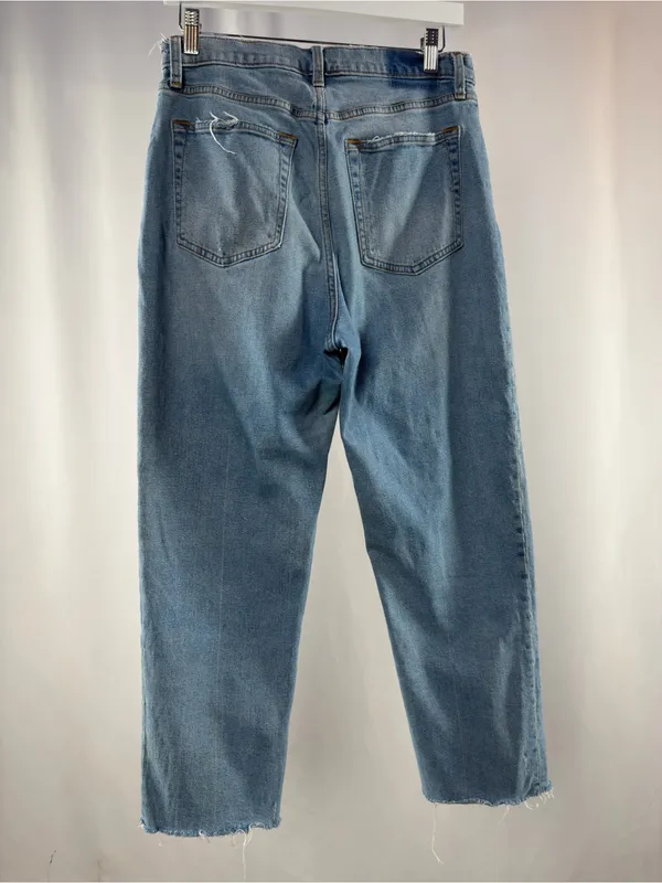 Abercrombie & Fitch Curve Love The Ankle Straight Ultra High Rise Jeans in Blue - Image 5