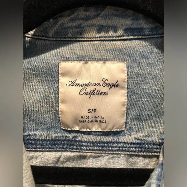 American Eagle Denim Button Down Shirt Size S - Image 2
