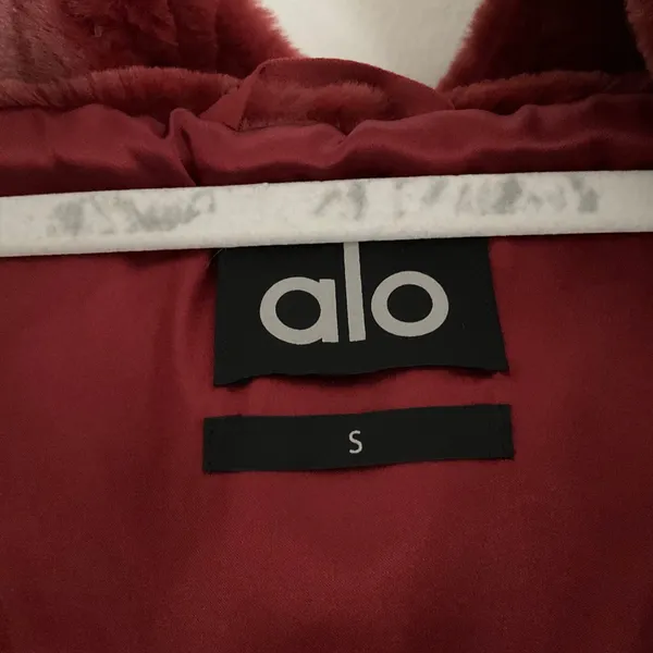 Alo Yoga Knock Out Hooded Faux Fur Hooded Jacket Cranberry S - Image 4